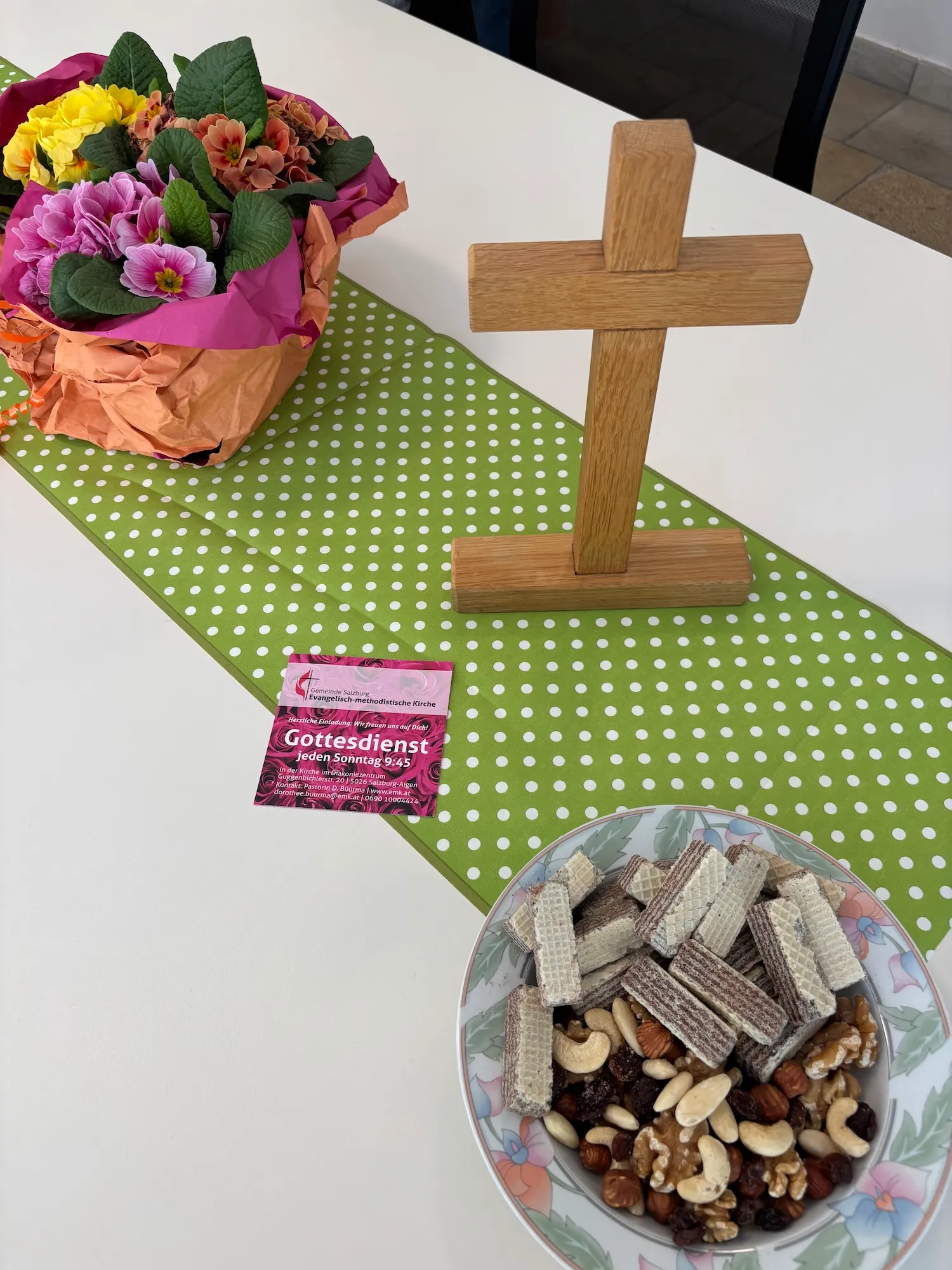 Tisch-Deko und Snacks beim KJW Bildungs- und Vernetzungstag am 28.02.2026 in Salzburg