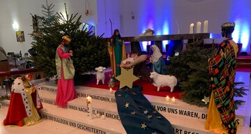 Weihnachtskrippe mit Stern