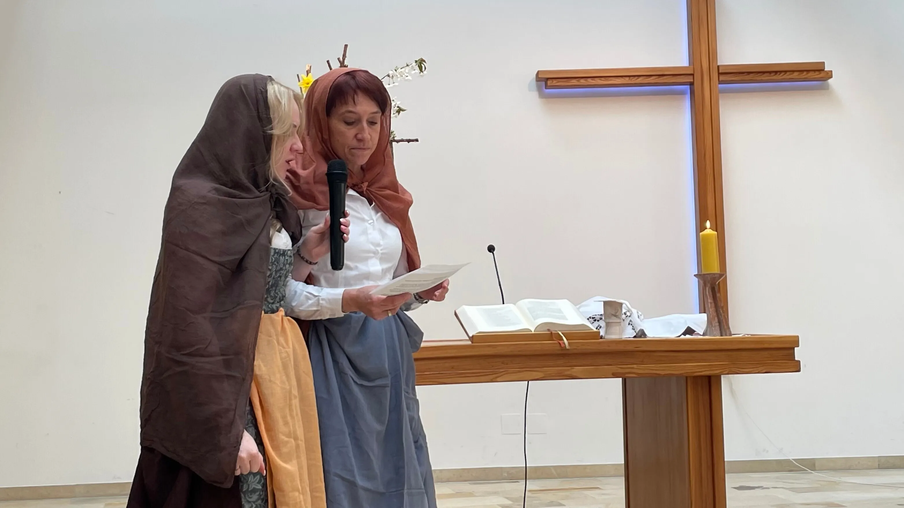 Ostergottesdienst Graz 2026
Lena Frühwirth und Ute Frühwirth als Maria und Maria Magdalena